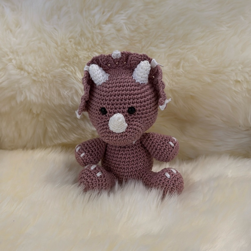 COPY - Knitted girls dinosaur